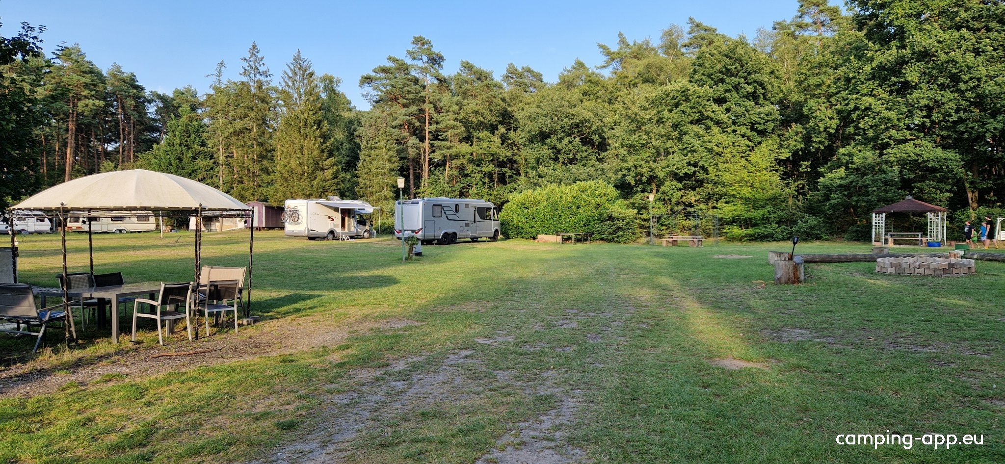 Campingplatz Waldhaus Allertal — Kemping in Hademstorf