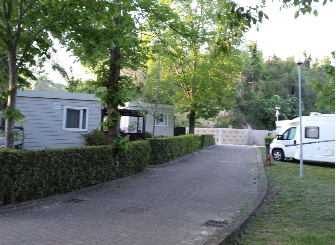 Village Flaminio — Campingplads in Roma