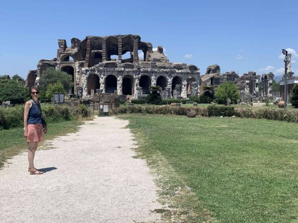 WoMo-Stellplatz Caserta — Photo 2