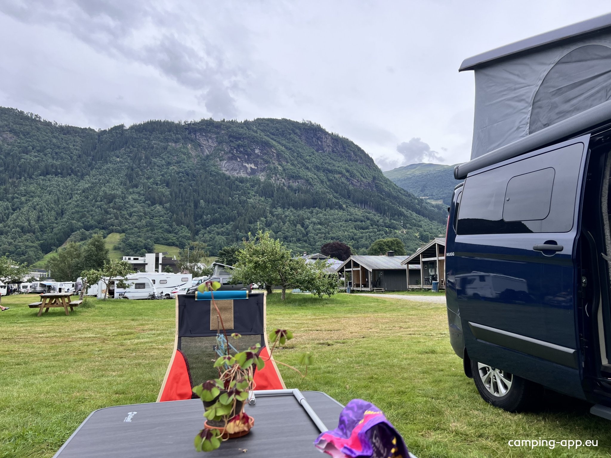 Vik Camping — Campingplads in Vik i Sogn