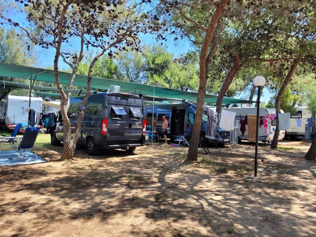 Camping Village Baia dei Lombardi — Kemping in Vieste Gargano