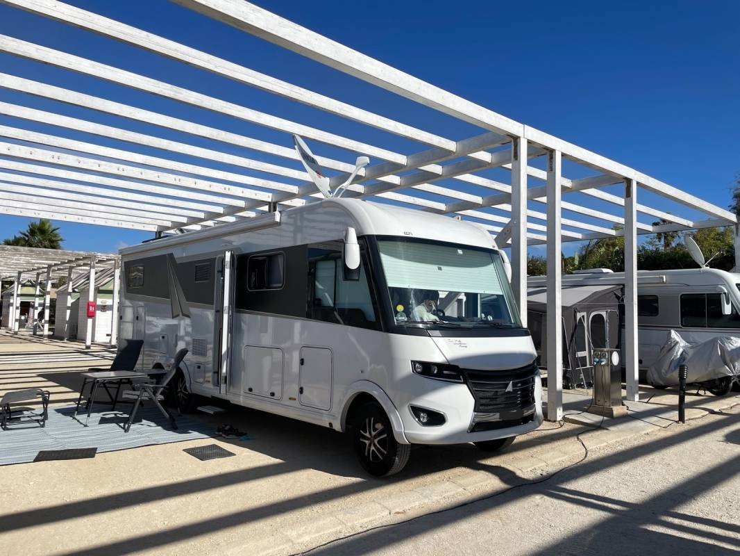 Camping Luminoso — Місце для кемпінгу in Punta Braccetto