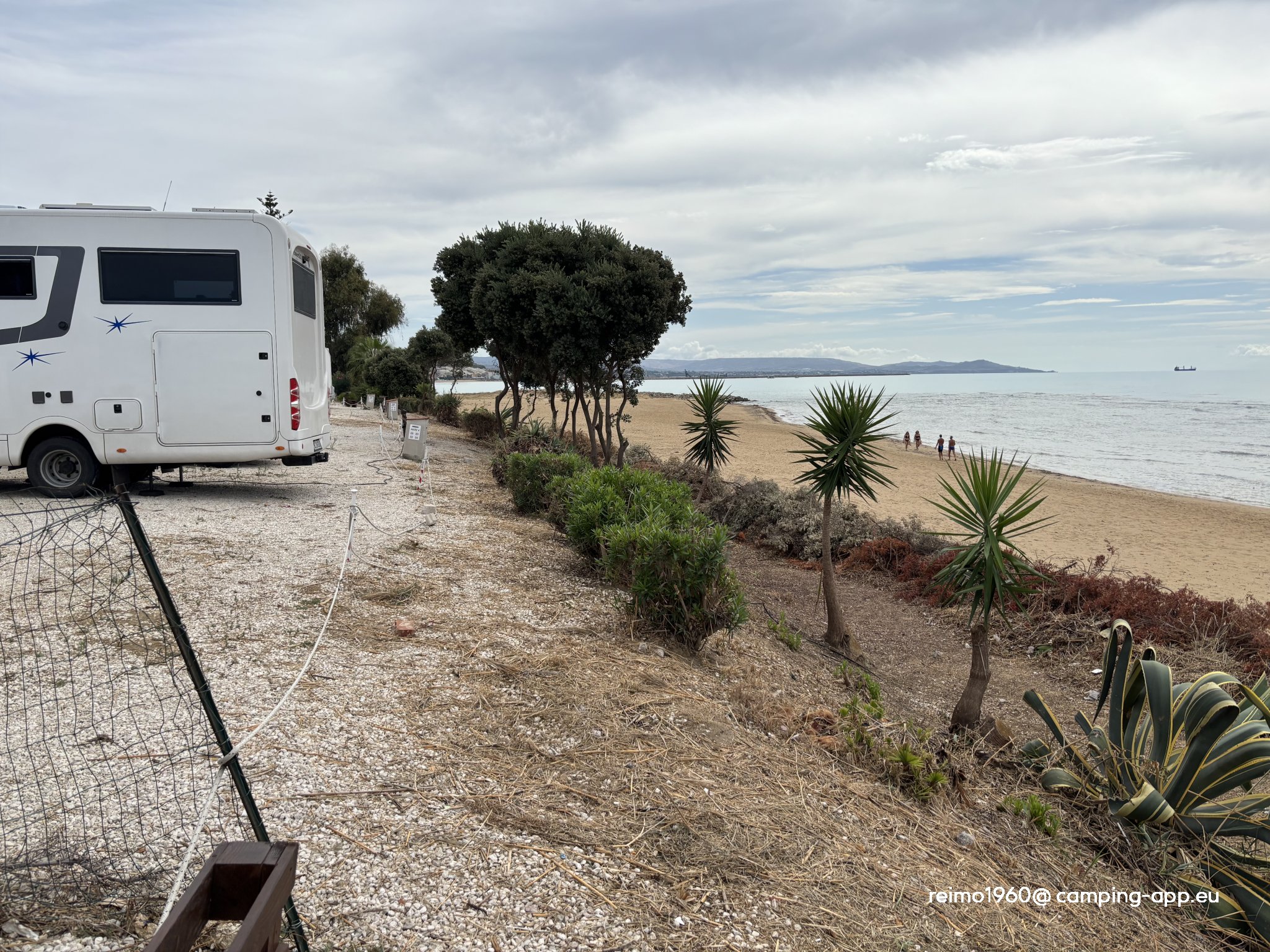 Area Sosta Camper Porto Empedocle — Foto 2