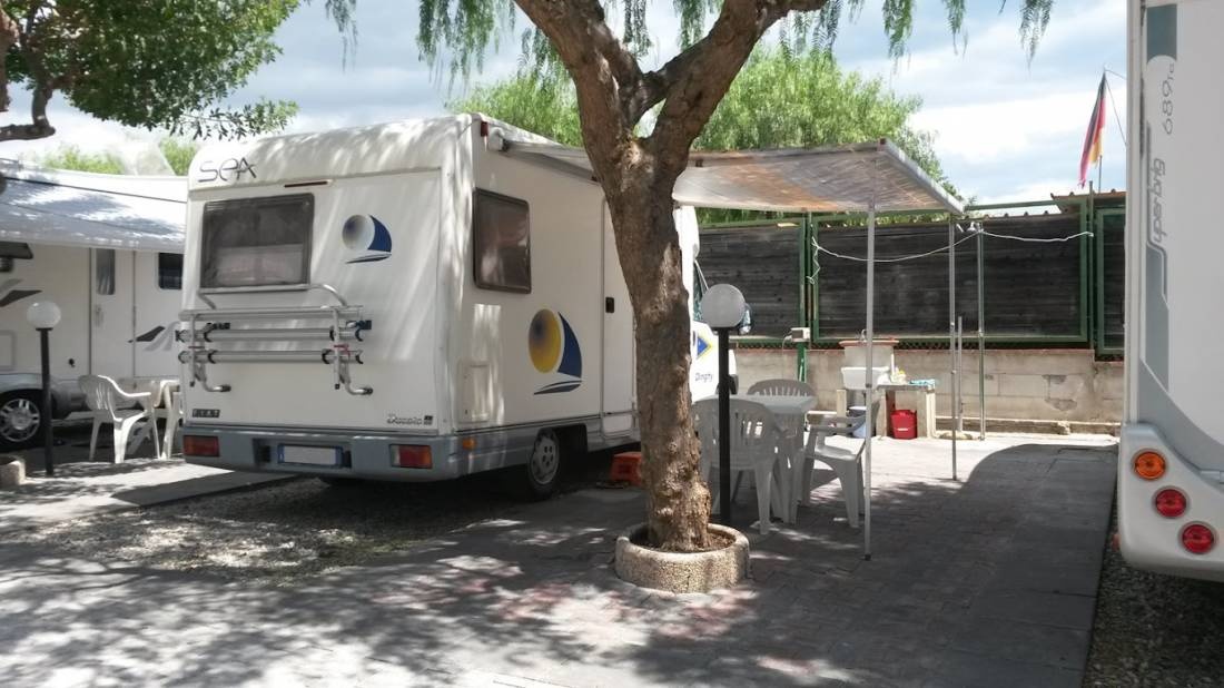 Parking Lagani Naxos — Sp. parking dla kamperów in Giardini Naxos