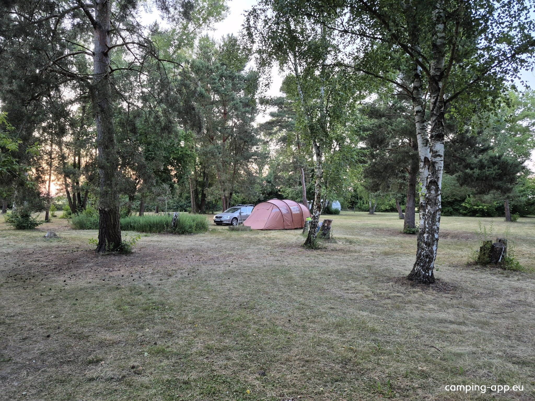 Family Camp Kellerwiel — Sítio de acampamento in Tangerhütte