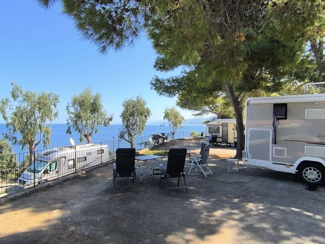 Rais Gerbi Camping & Village — Campingplads in Finale di Pollina