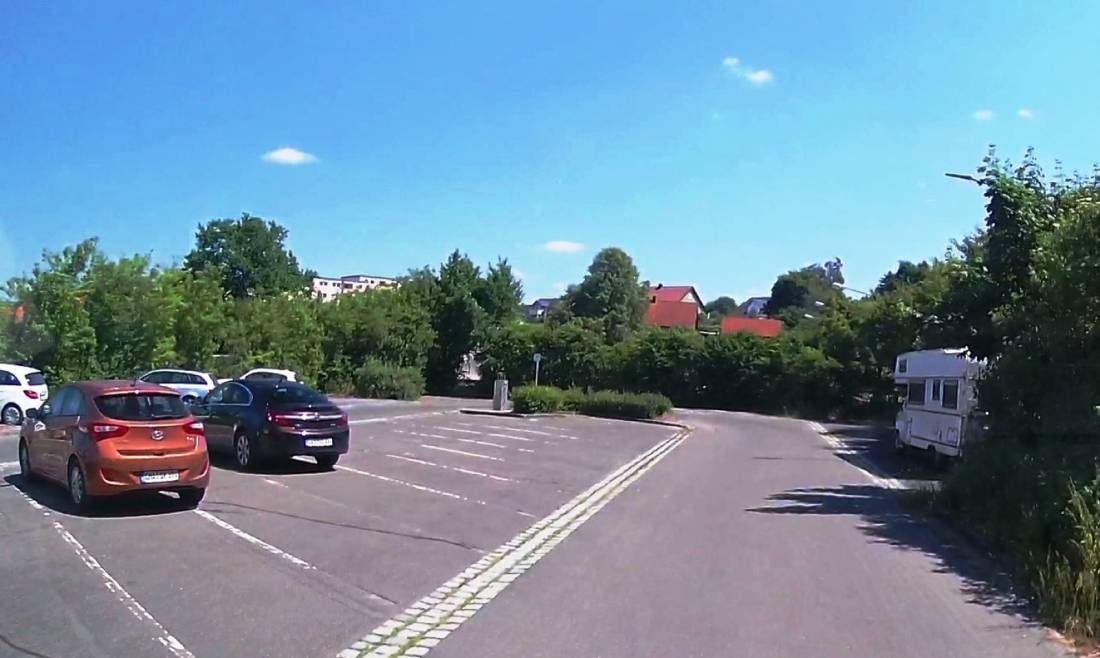 Stellplatz am Freibad Oberviechtach — Ställplats in Oberviechtach
