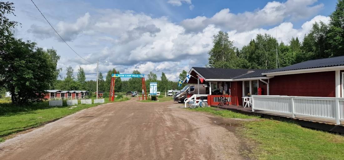 River Camp Pello — Campingplats in Pello