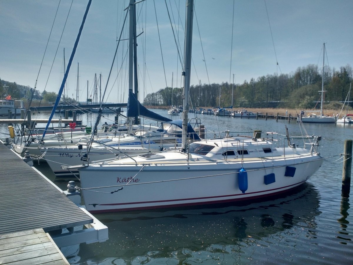 Stellplatz am Hafen Ostseebad Sellin — Aire camping car in Sellin