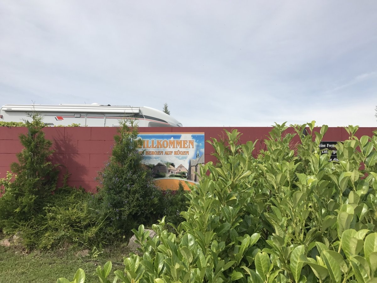 Caravanstellplatz Rügen Bergen auf Rügen — Area di sosta in Bergen auf Rügen