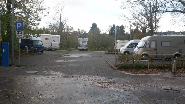 Stellplatz am Kurpark Bad Schwartau — Ställplats in Bad Schwartau