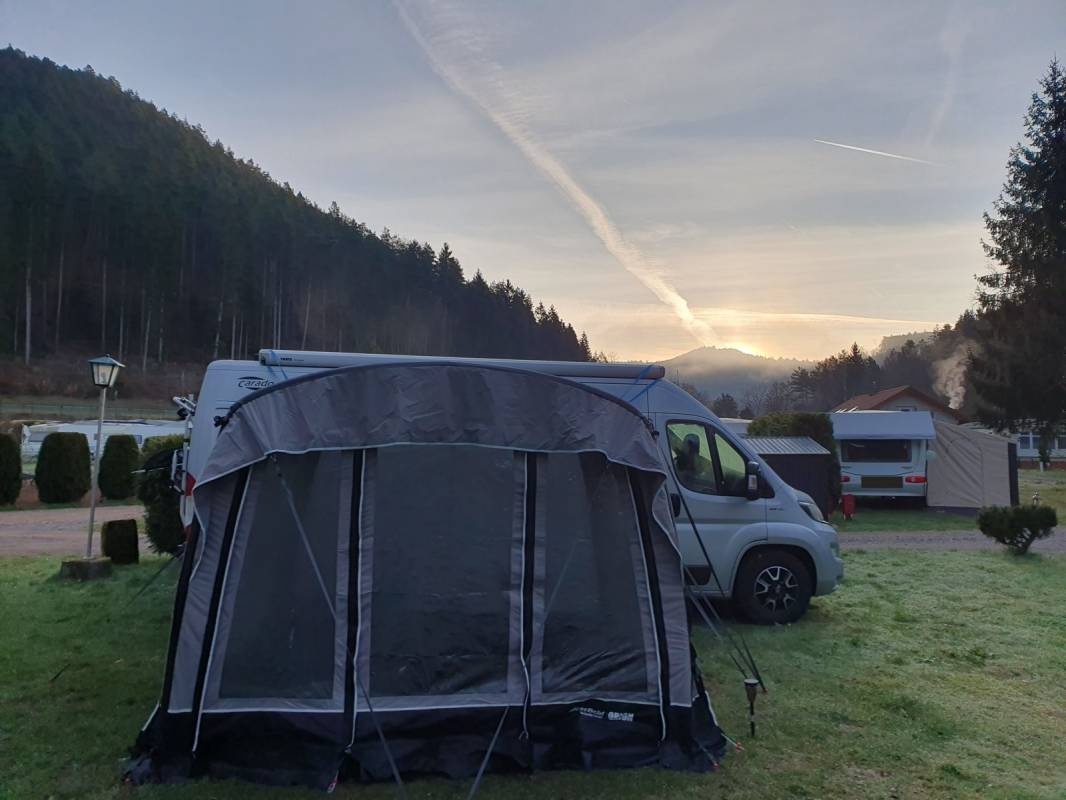 Hundsweiher Sägemühle — Sítio de acampamento in Heltersberg