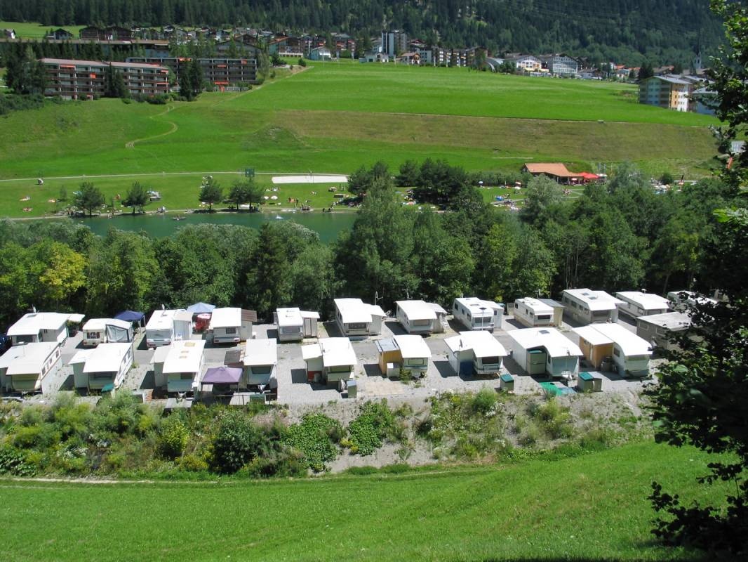Wohnmobil- und Wohnwagenstellplatz, Camping Julia — Sítio para autocaravanas in Surses