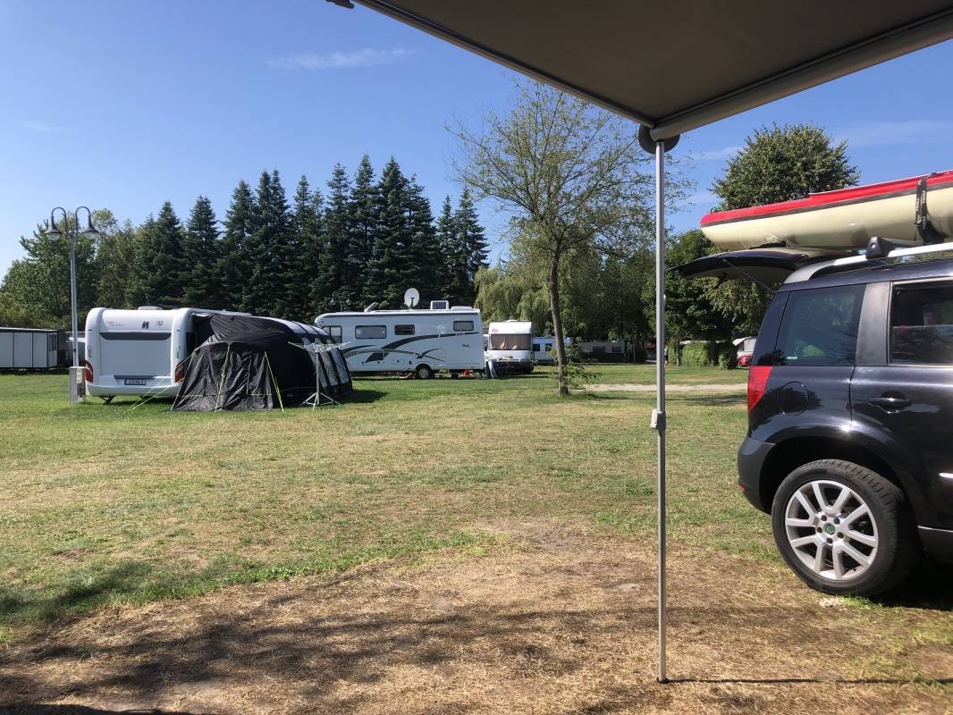 Neptuncamp Halbendorfer See — 露营地 in Groß Düben