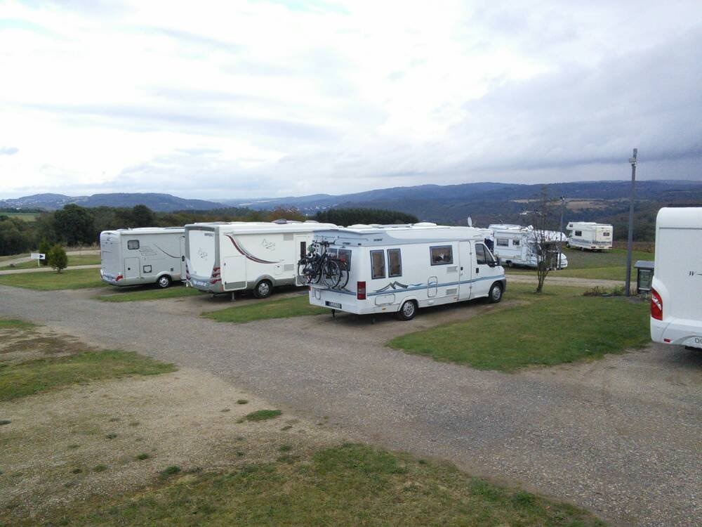 Reisemobilstellplatz Höhenblick Oberbrombach — Campervan Site in Oberbrombach