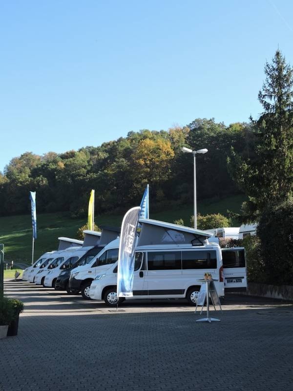 Wohnmobilstellplatz an der Roßmühle — 露营车营地 in Gräfendorf