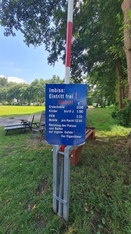 Stellplatz Naturbad Reihersee — Camperplads in Brietlingen