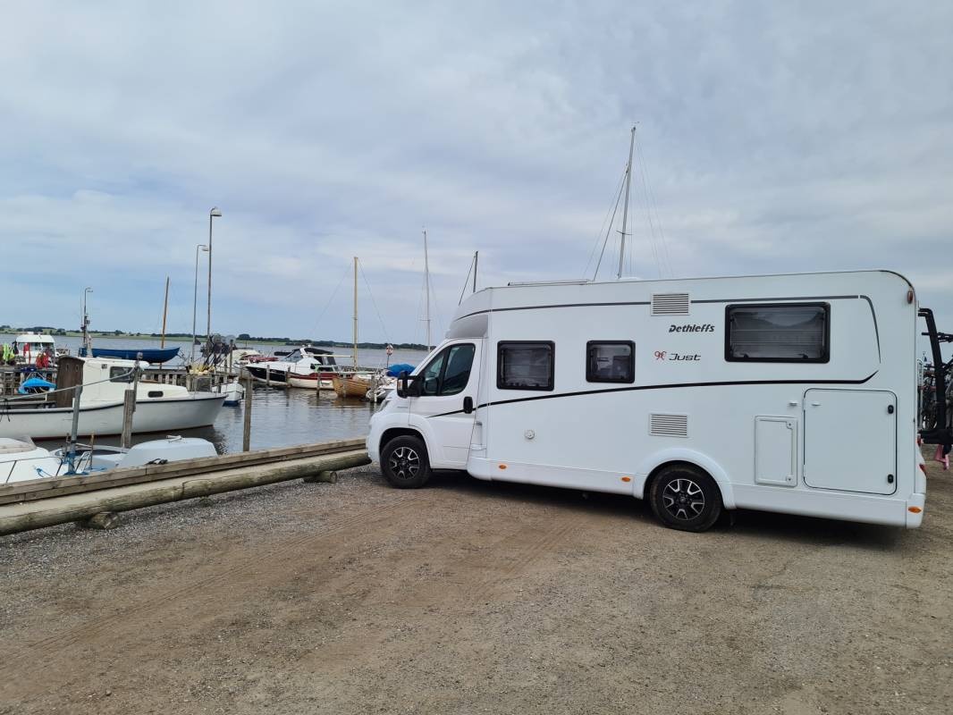 Gershøj Hafen — Area Autocaravanas in Kirke Hyllinge