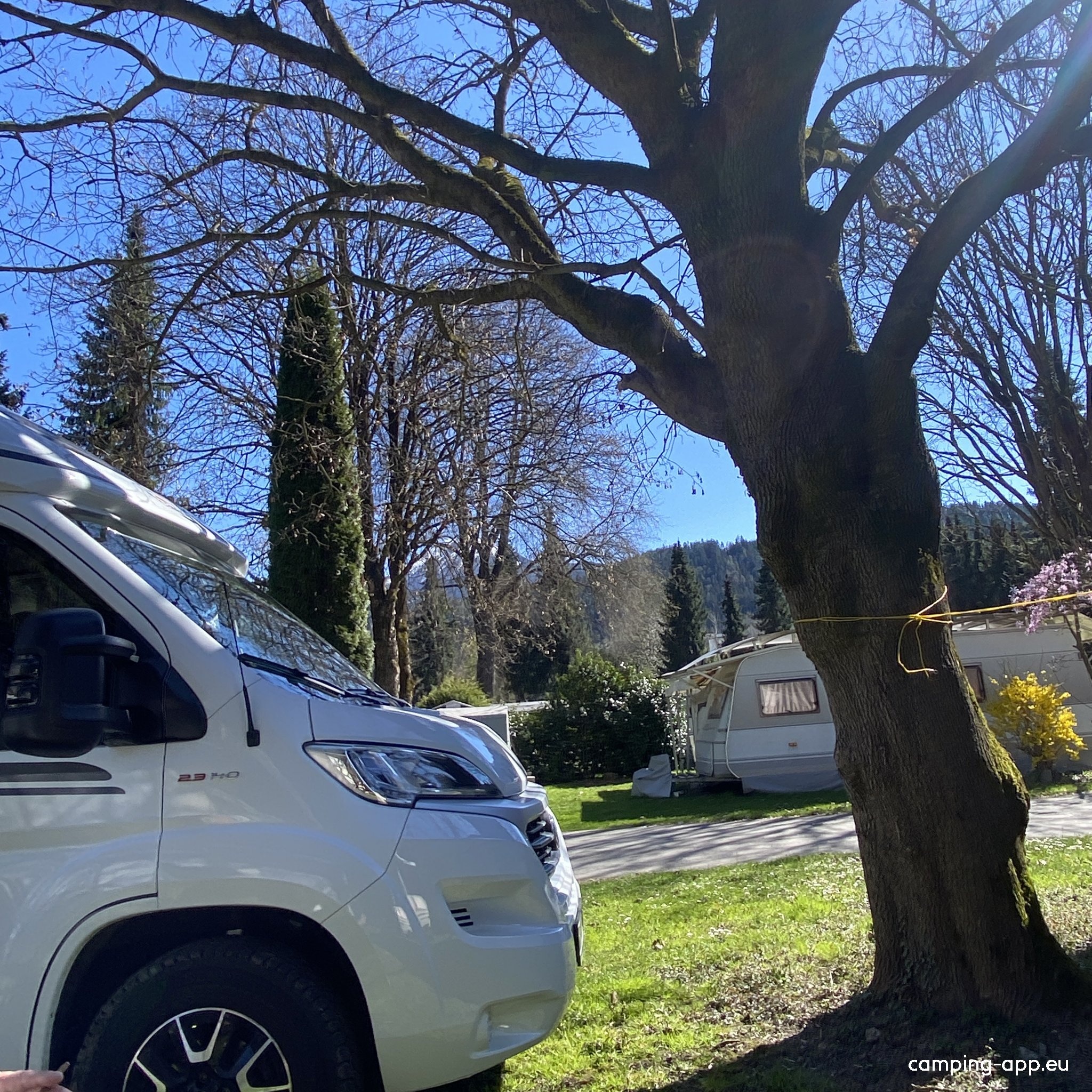 Farm Camping — Sítio de acampamento in Gemeinde Unterperfuss