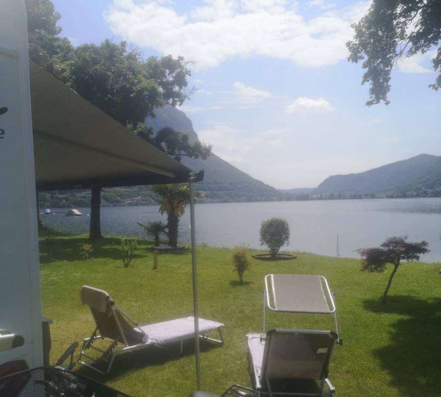 Camping Paradiso — Sítio de acampamento in Melano