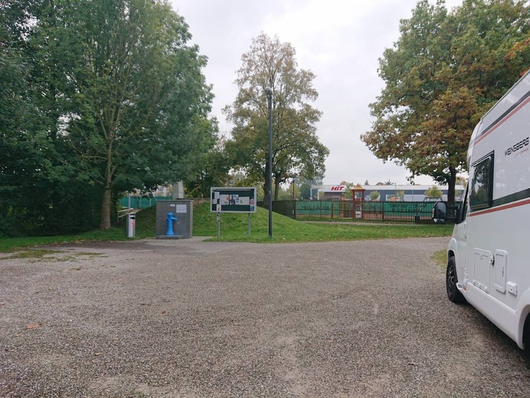Stellplatz Aichach — Sp. parking dla kamperów in Aichach