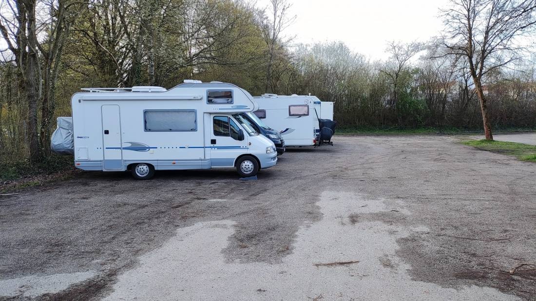 Stellplatz an der Wallfahrtskirche Herrgottsruh Friedberg — Overnight-parking in Friedberg