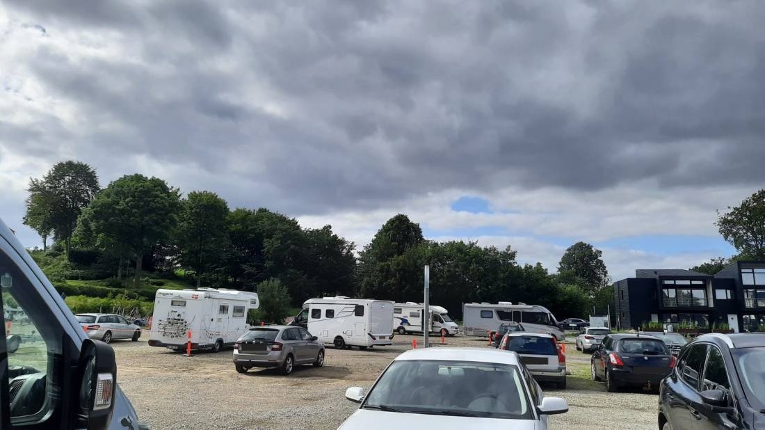 Stellplatz am Yachthafen Brejning — Area Autocaravanas in Børkop