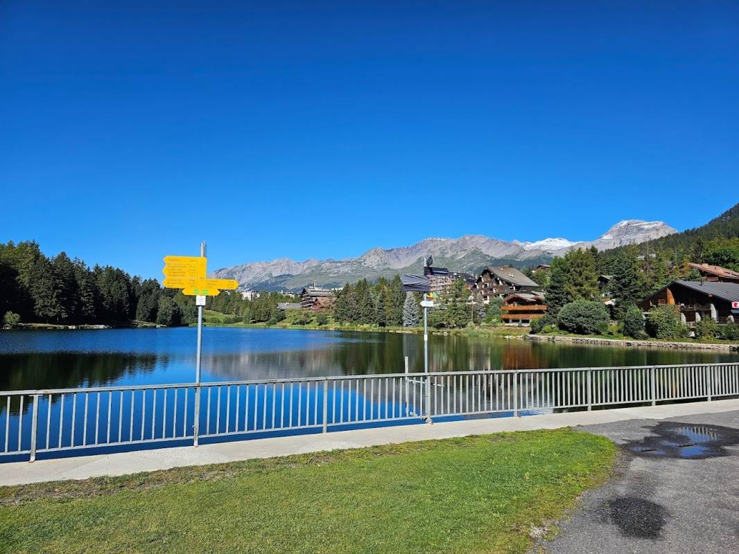 Camping Moubra — 露营地 in Crans-Montana