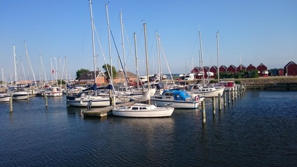 Stellplatz am Morsø Segelklub / Marina — Area di sosta in bei Nykøbing Mors