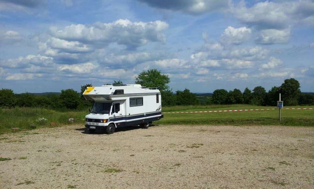 Wohnmobilhafen Am weisser Stein — Stellplatz in Hellenthal