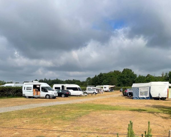 Stellplatz am Sindal Camping — Photo 3