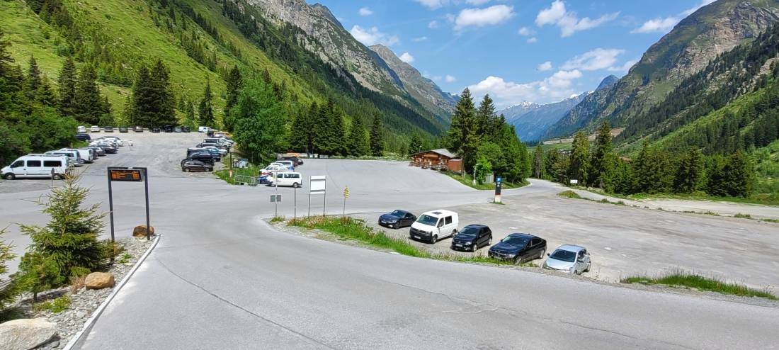 Parkplatz Pitztalerer Gletscherbahn — Area Autocaravanas in Plangeroß
