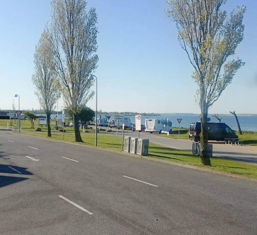 Stellplatz Farø — Місце для кемперів in Bogø By