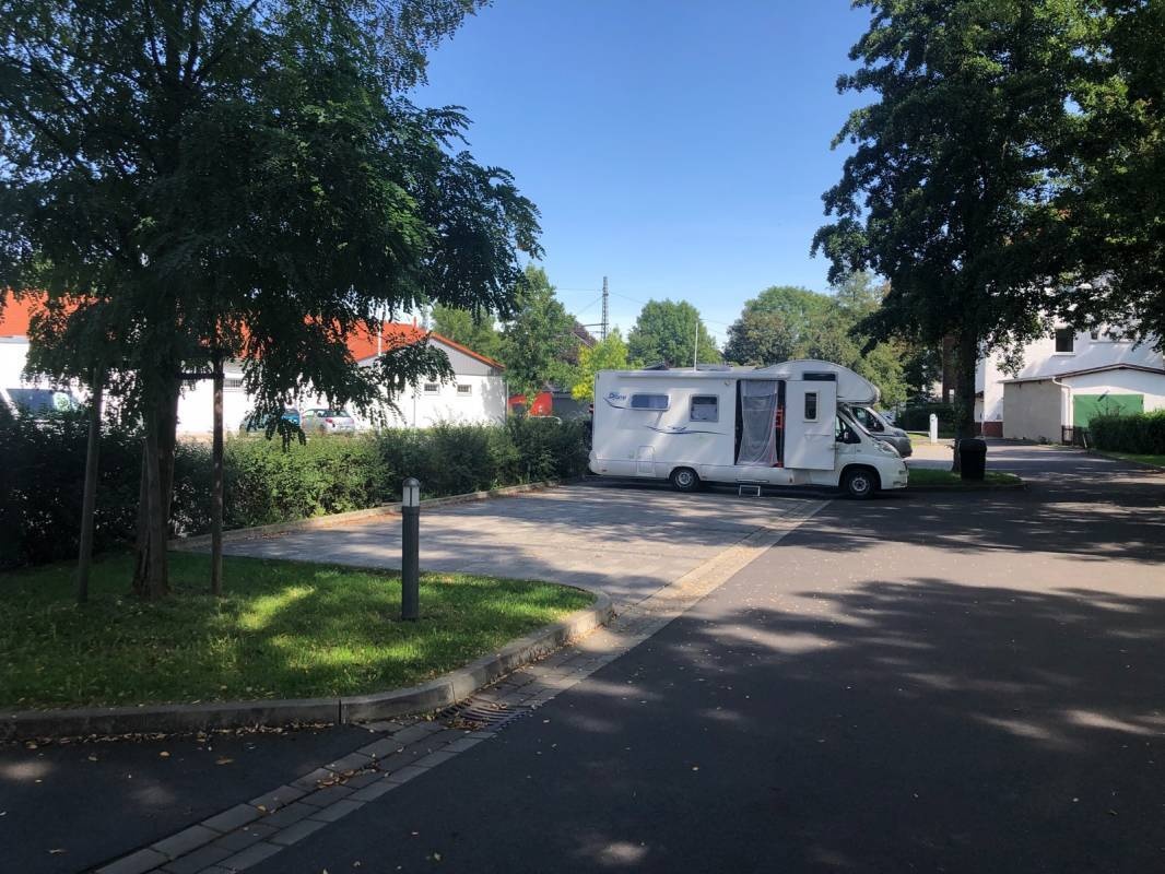 Stellplatz Karl-Marx-Straße Eisenach — Sítio para autocaravanas in Eisenach
