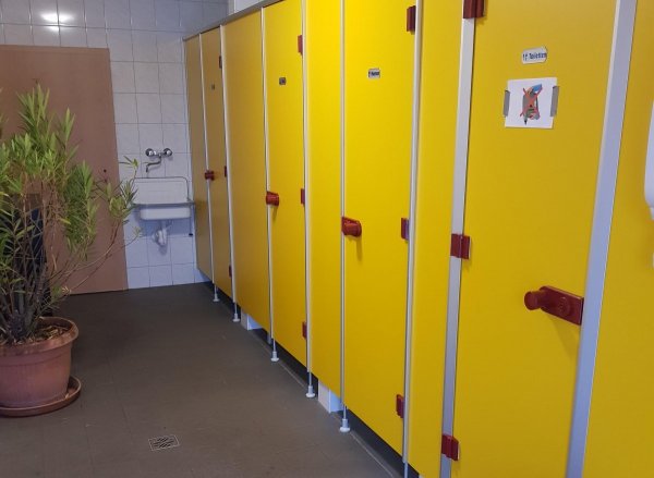 Stellplatz bei Wohnmobile Waldhelm Eisenach — Photo 4