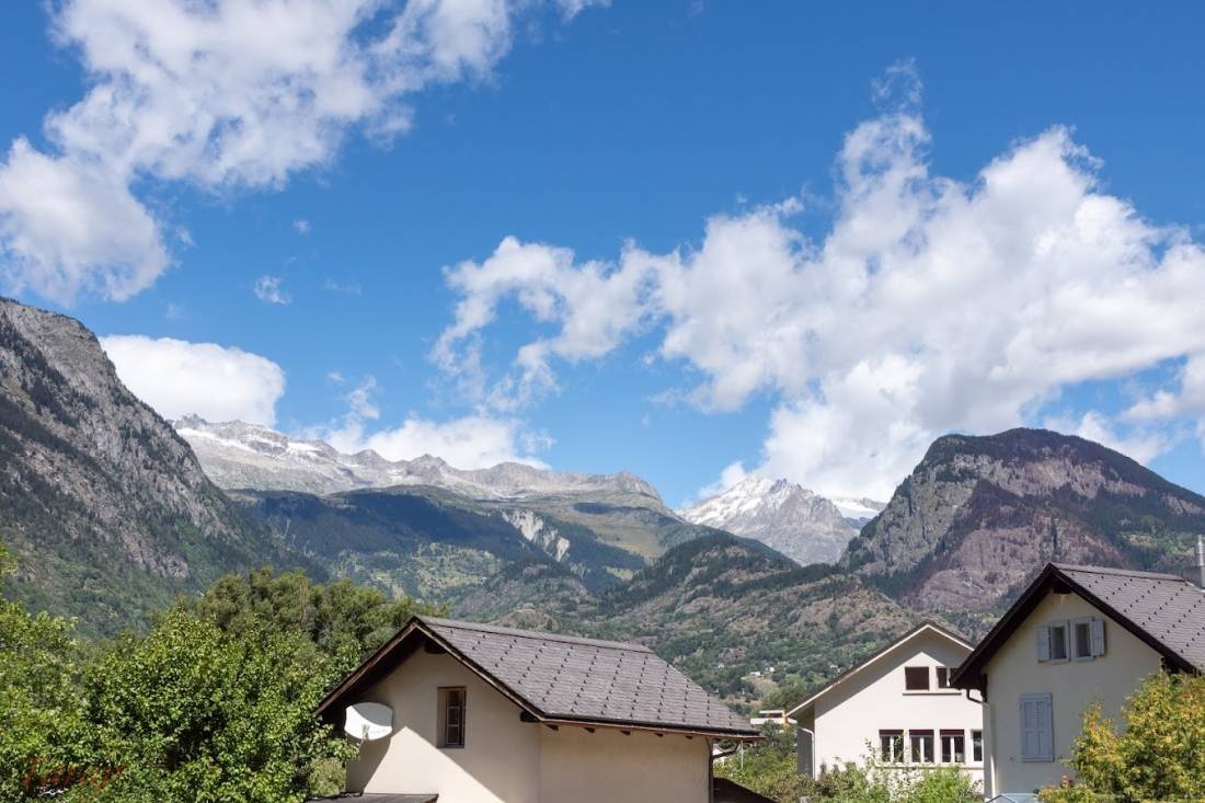 Camping Geschina — Camping Site in Brig