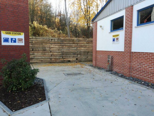 Wohnmobilhafen Gessenpark Gera — Photo 2