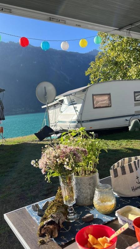 Camping au Lac Ringgenberg — Camping Site in Ringgenberg
