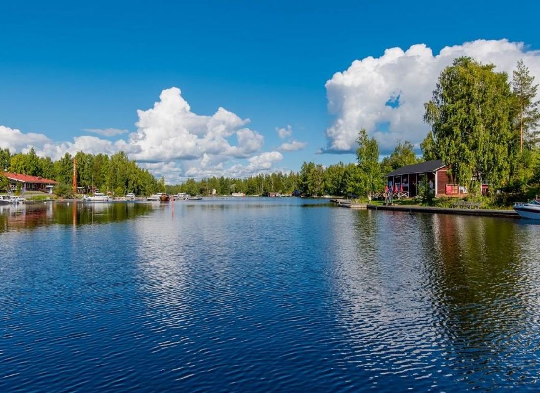 SaimaaHoliday Oravi Caravan — Ställplats in Oravi