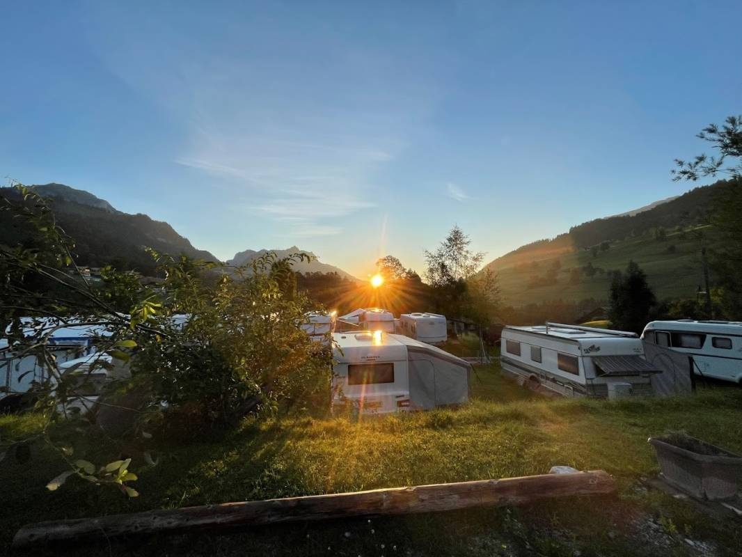 Camping Arnist — Campingplats in Oberwil im Simmental