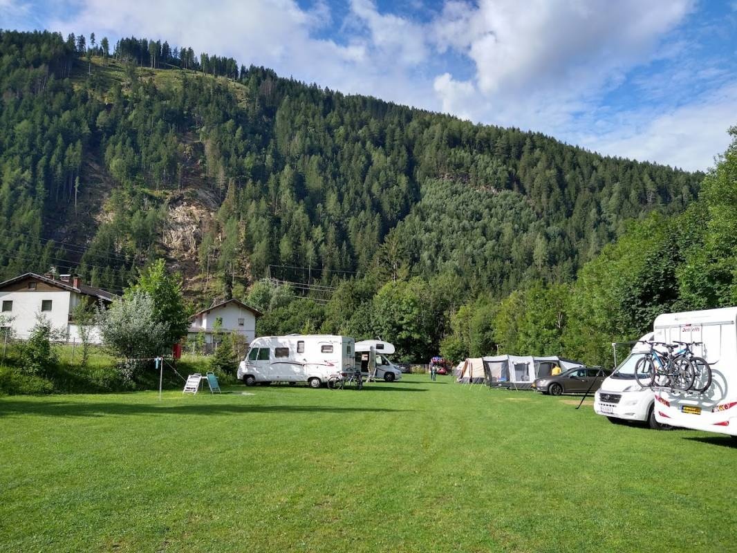 Alpencamping Bidner — Campingplats in Flattach