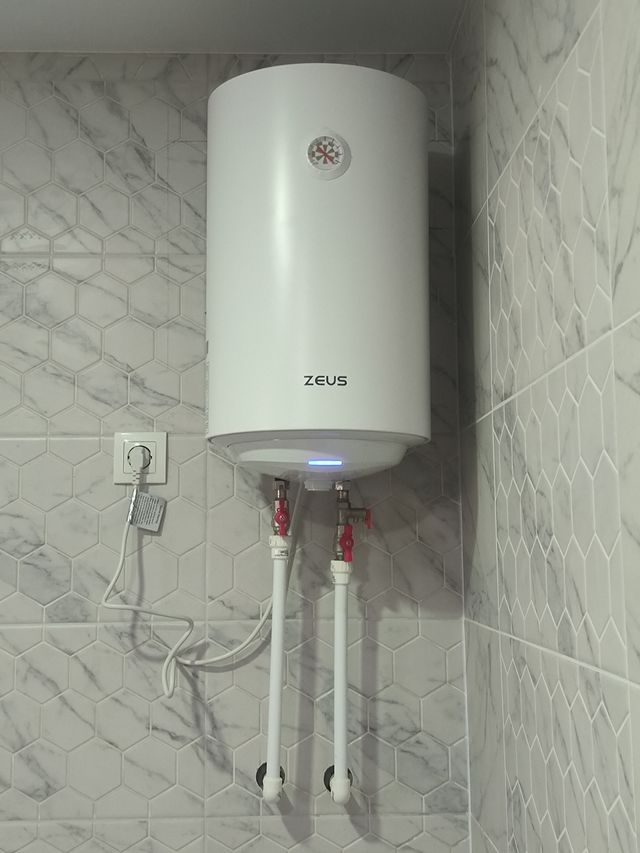 Diapozitiv 1