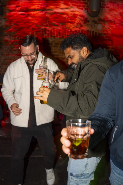 Foto 12 aus Ü30 DJ Bieler Gleis1 - 28.02.2026 - Professionelle Fotografie von LBRepresenting