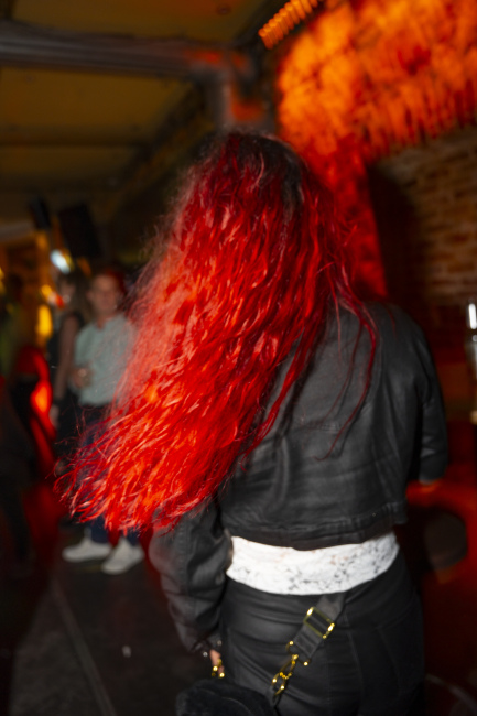 Foto 6 aus Ü30 DJ Bieler Gleis1 - 28.02.2026 - Professionelle Fotografie von LBRepresenting