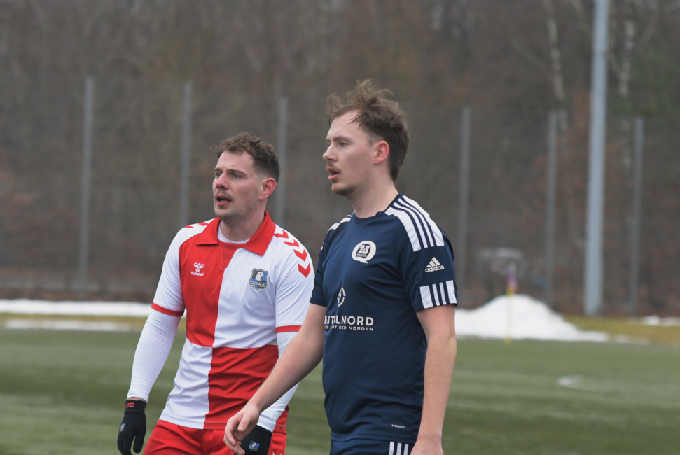 Foto 17 aus Testspiel am SO., d.18.01.2026 gegen HFC Falke  - Professionelle Fotografie von UweLangeloh