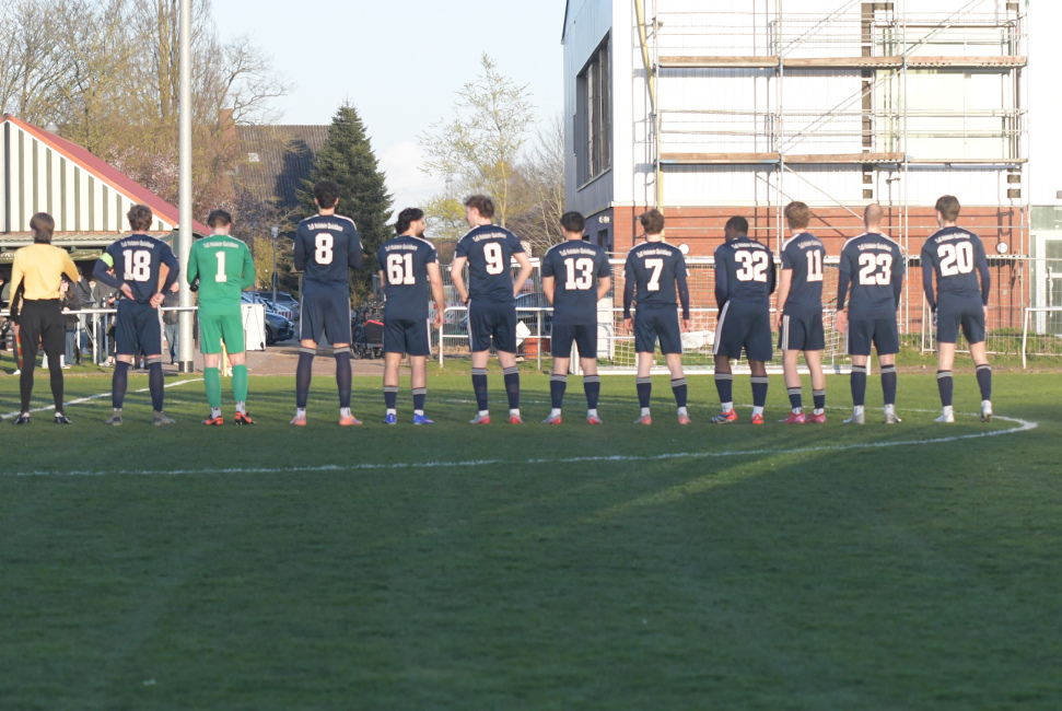 Foto 8 aus Meisterschaftsspiel am Freitagabend, d. 10.04.2026 beim TV Haseldorf - Professionelle Fotografie von UweLangeloh