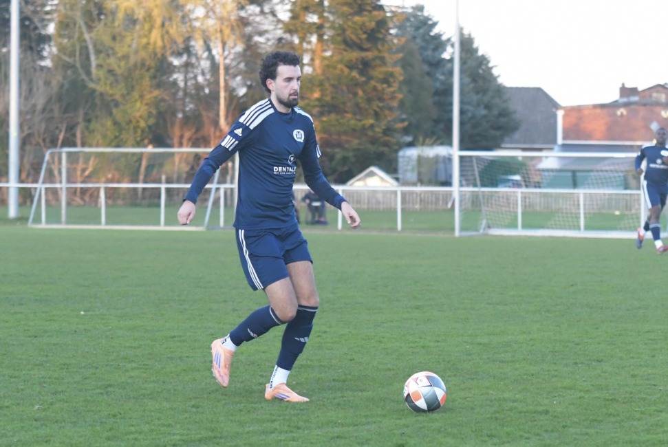 Foto 14 aus Meisterschaftsspiel am Freitagabend, d. 10.04.2026 beim TV Haseldorf - Professionelle Fotografie von UweLangeloh