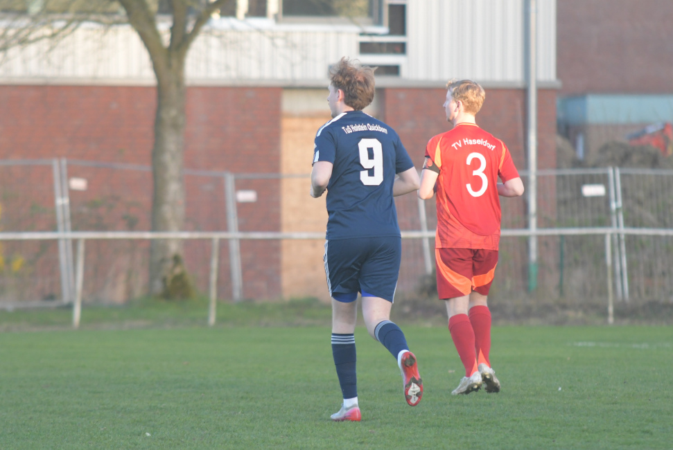 Foto 15 aus Meisterschaftsspiel am Freitagabend, d. 10.04.2026 beim TV Haseldorf - Professionelle Fotografie von UweLangeloh