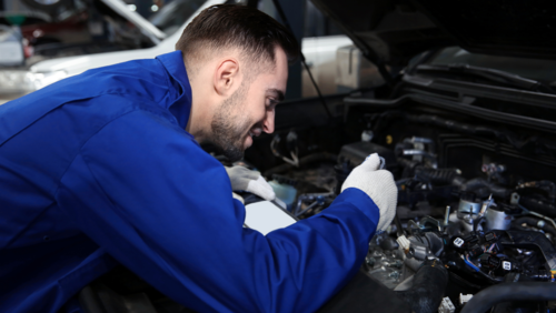 Skuteczne odpowietrzanie układu chłodzenia – jak rozpoznać i naprawić zapowietrzenie?