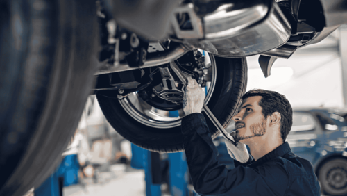 Zawieszenie samochodu – jak zapobiegać usterkom i dbać o długowieczność układu?